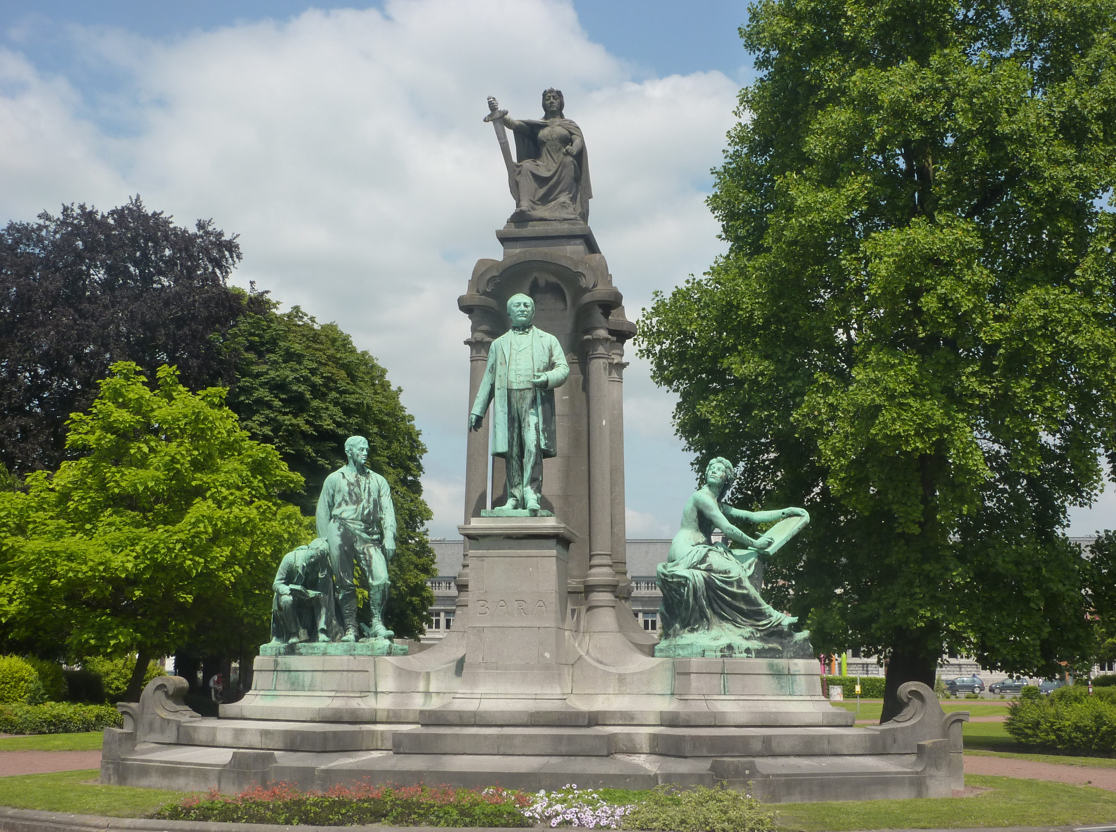 cropped-Monument_à_Jules_Bara_1902.jpg